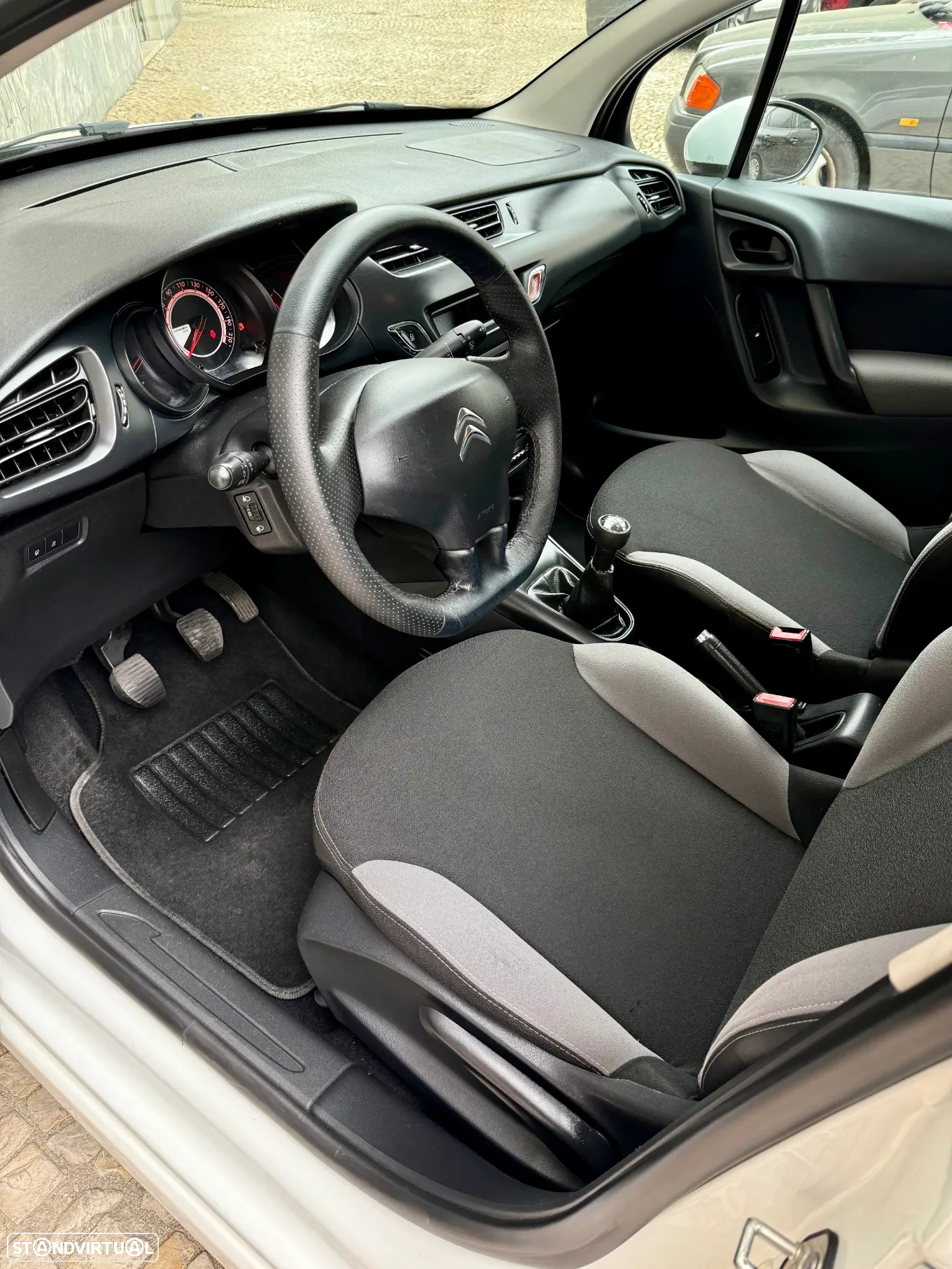 Citroën C3 1.0 PureTech Attraction - 7