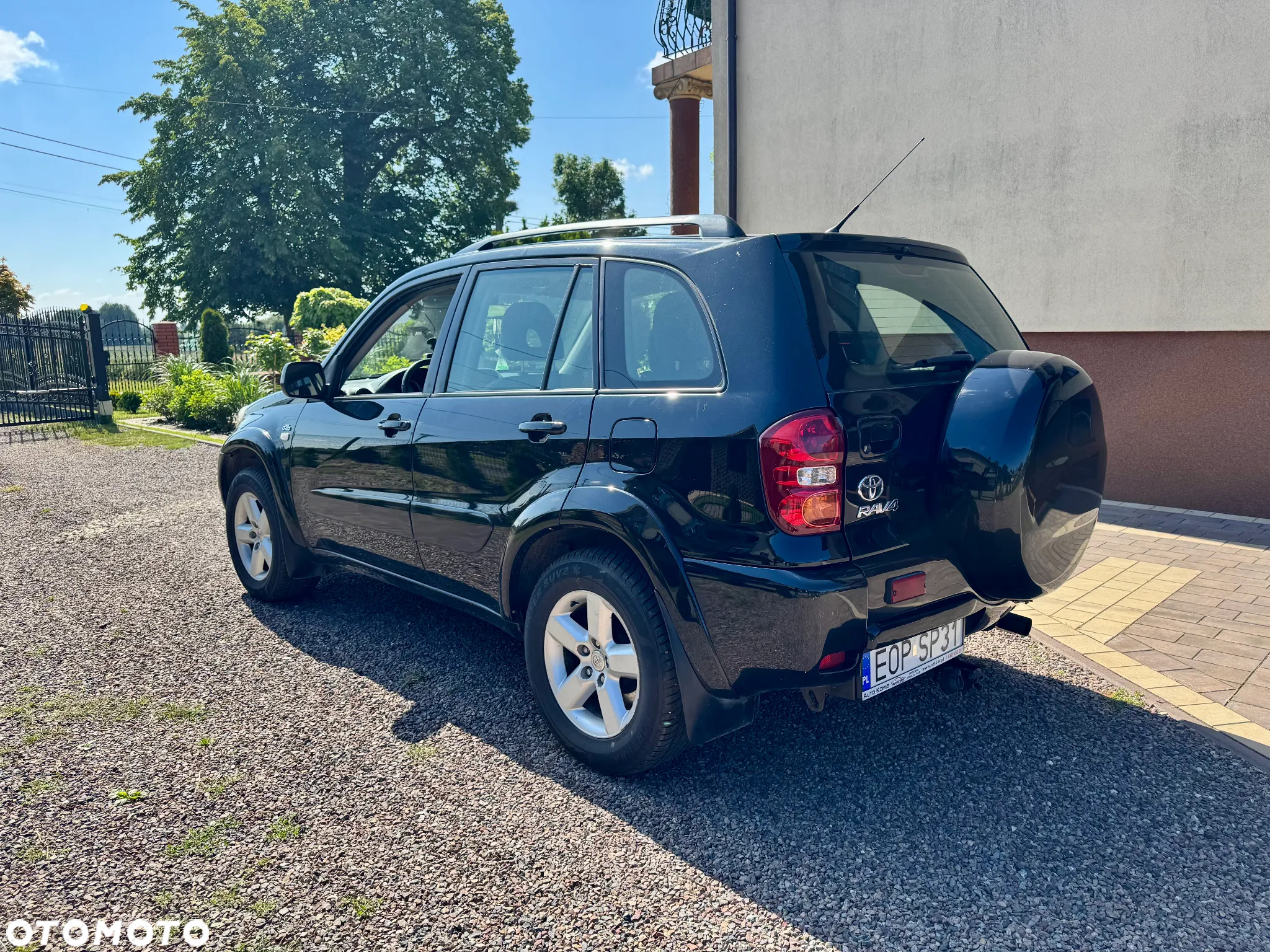 Toyota RAV4 - 3