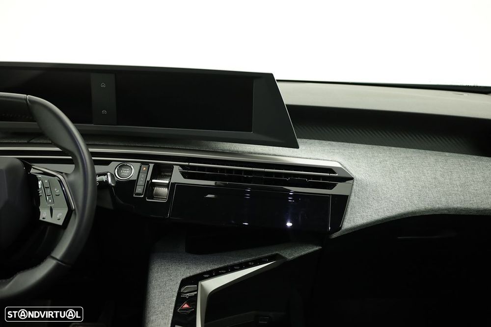 Peugeot 5008 1.2 Hybrid Allure e-DCS6 - 8
