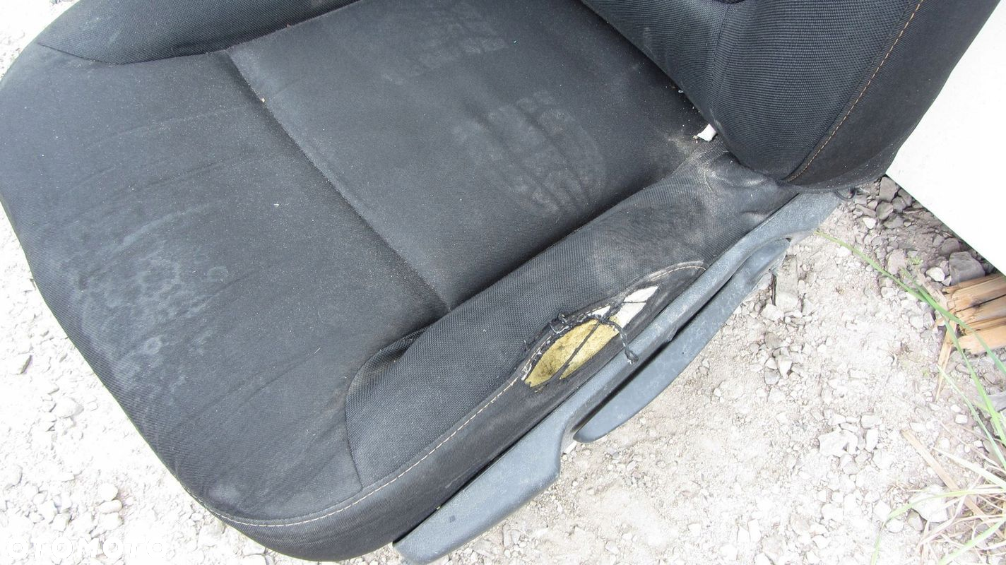 TARFIC VIVARO III FOTEL KIEROWCY LEWY 14- - 4