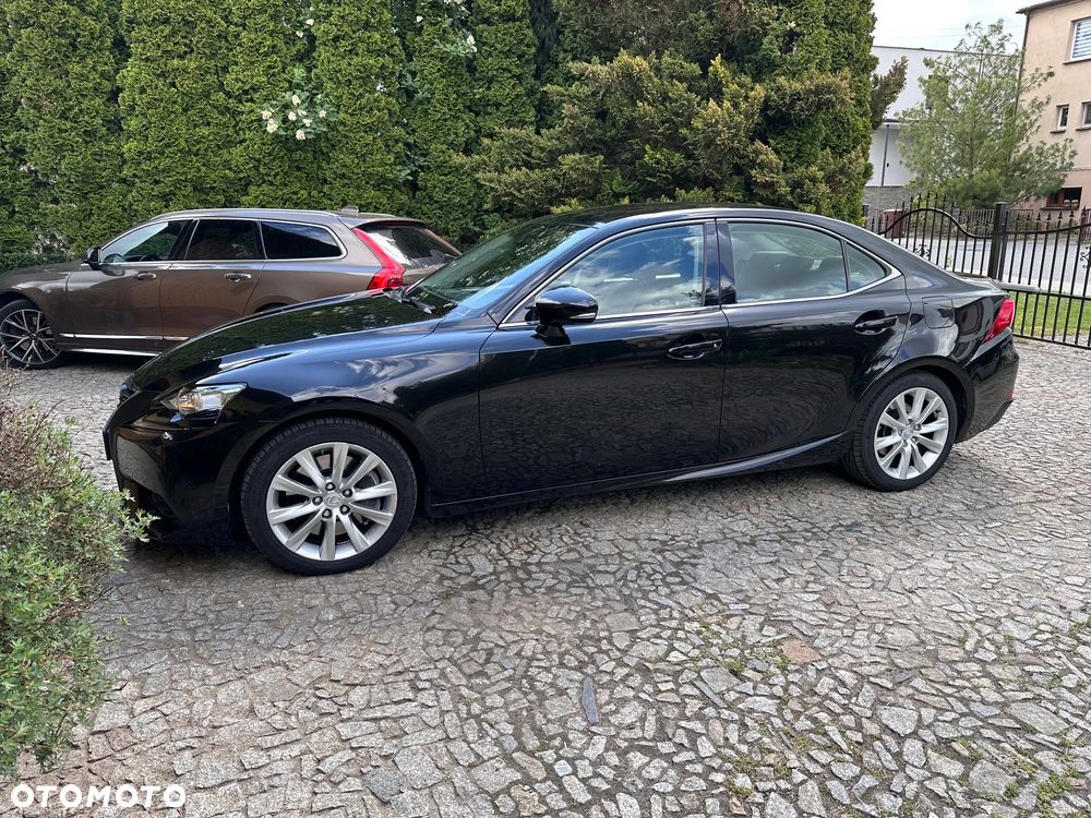 Lexus IS 200t Elegance - 3