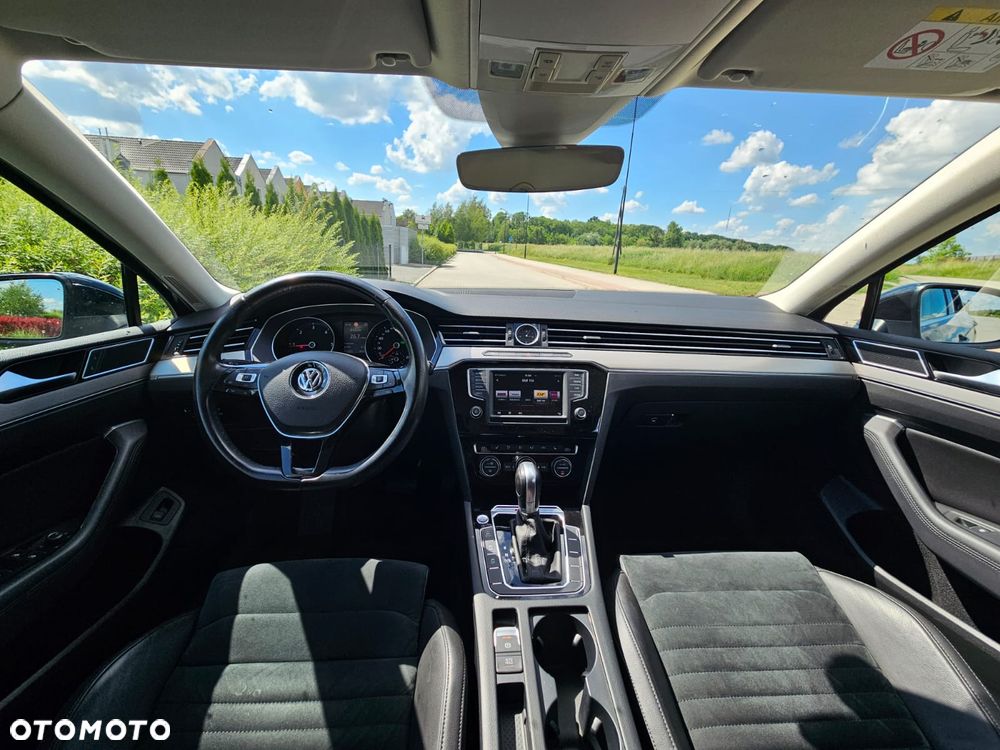 Volkswagen Passat 2.0 TDI Bi-Turbo BMT 4Mot Highline DSG - 6