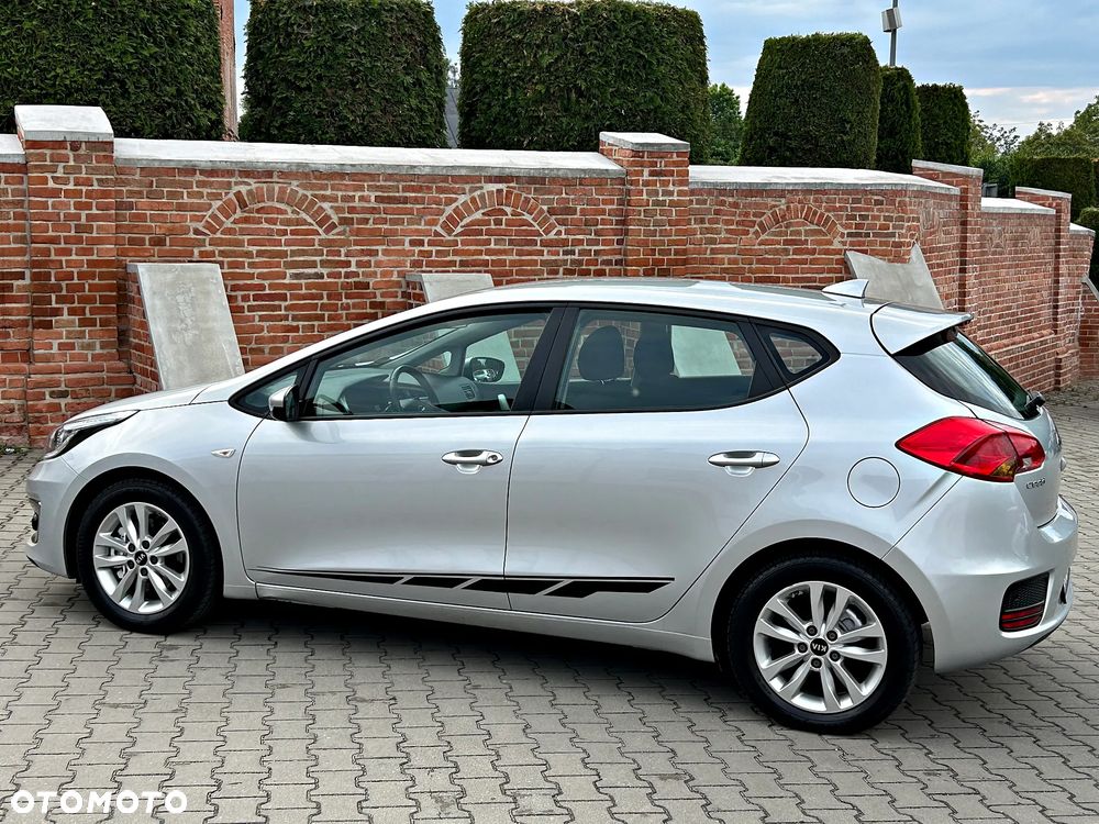 Kia Ceed 1.4 S - 22