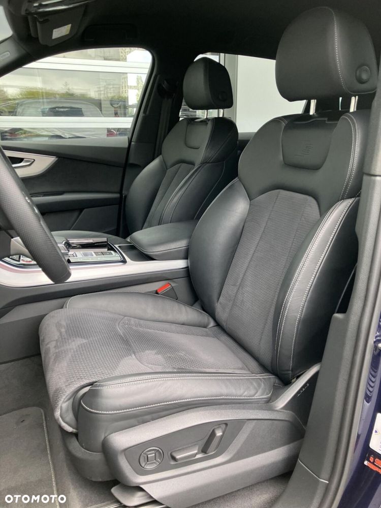 Audi SQ7 - 13
