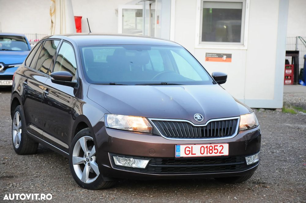 Skoda RAPID 1.4 TDI Style DSG - 17