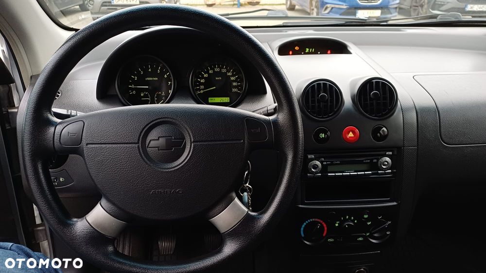 Chevrolet Aveo - 5