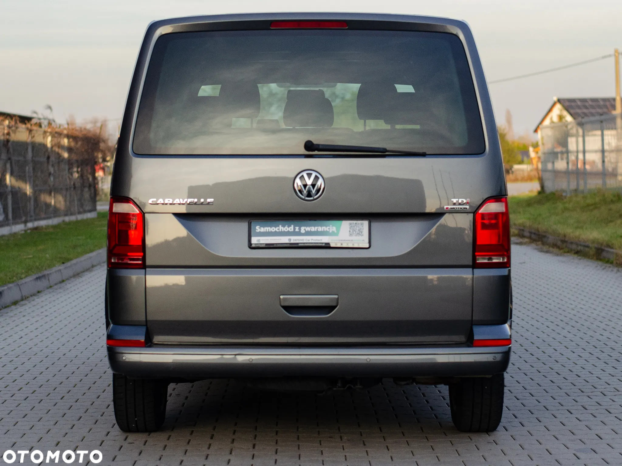 Volkswagen Caravelle - 5