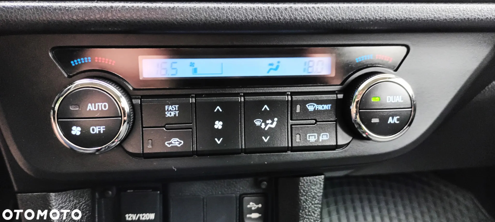 Toyota Corolla 1.6 Premium - 28