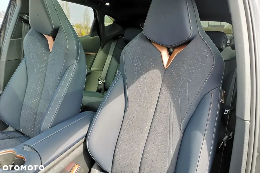 Cupra Tavascan 82kWh 4Drive VZ - 17