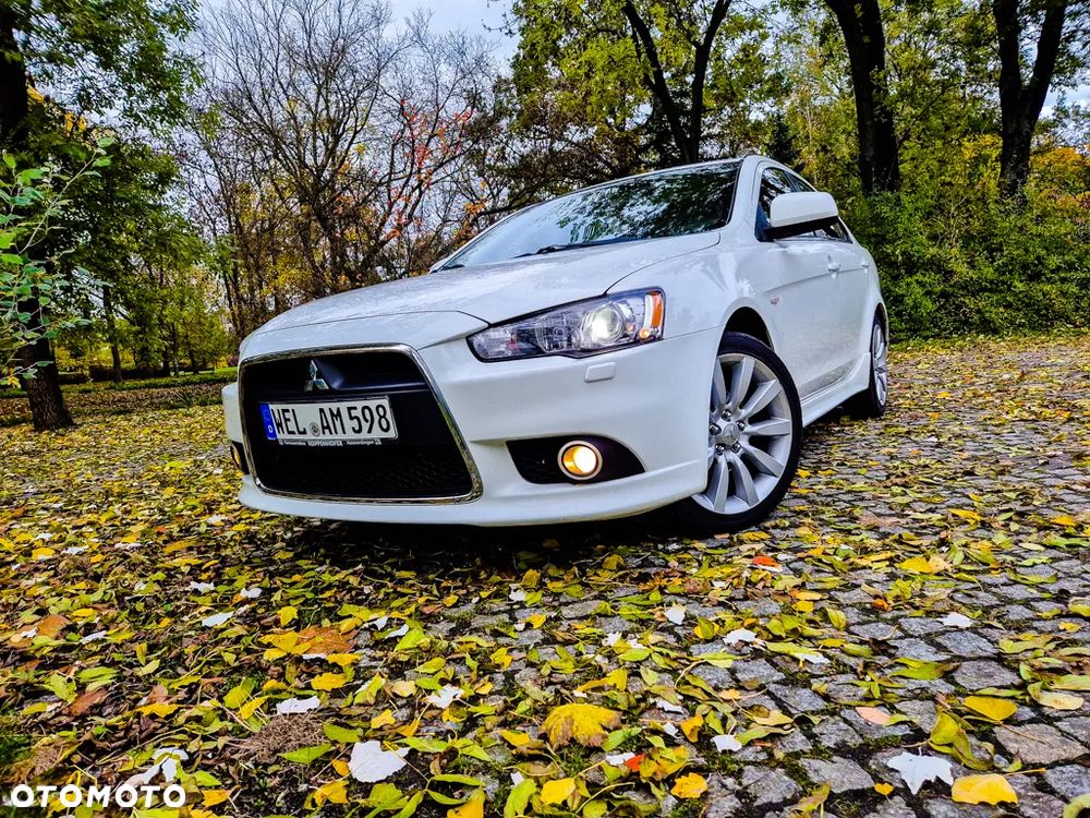 Mitsubishi Lancer 1.8 Instyle NAVI - 12