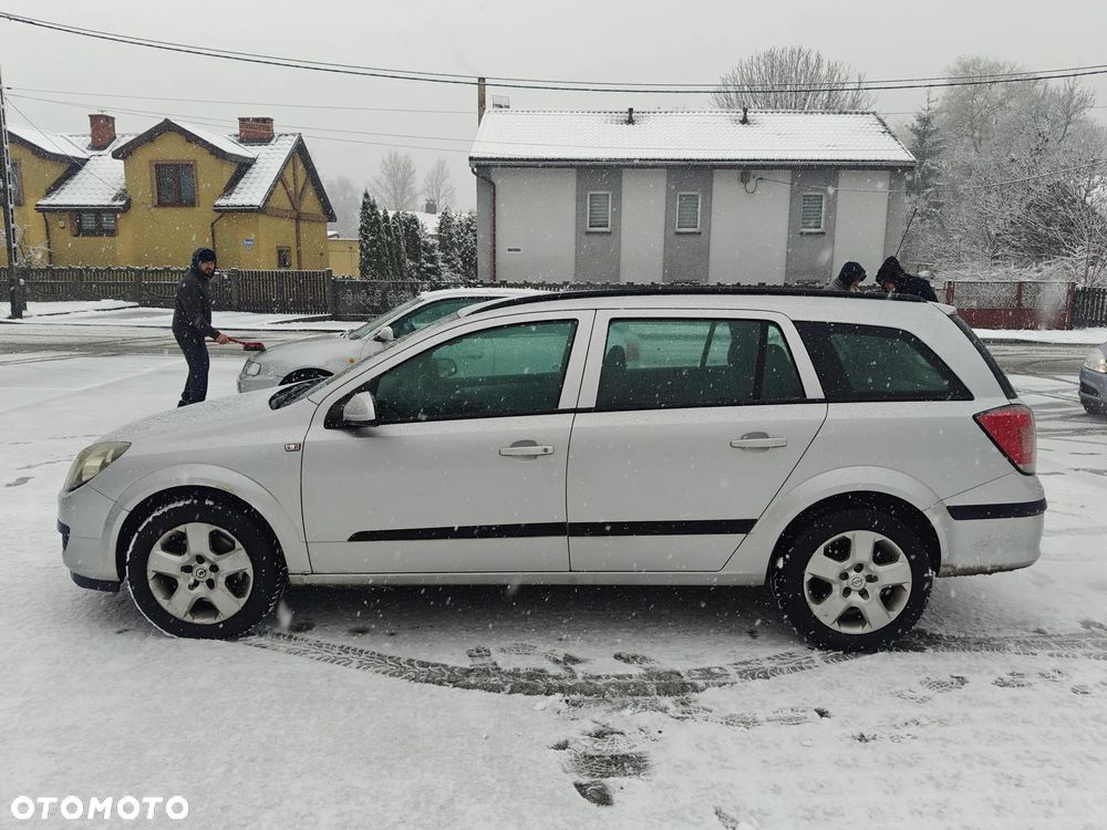 Opel Astra 1.9 CDTI DPF Sport - 5