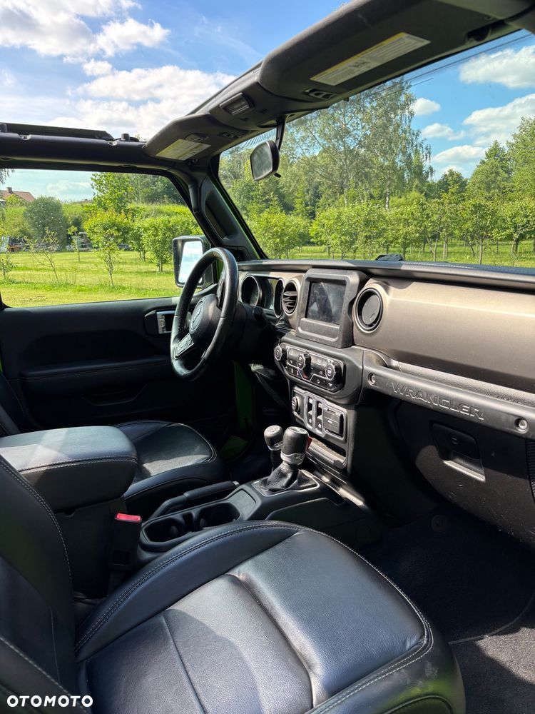 Jeep Wrangler 3.6 Sahara - 8