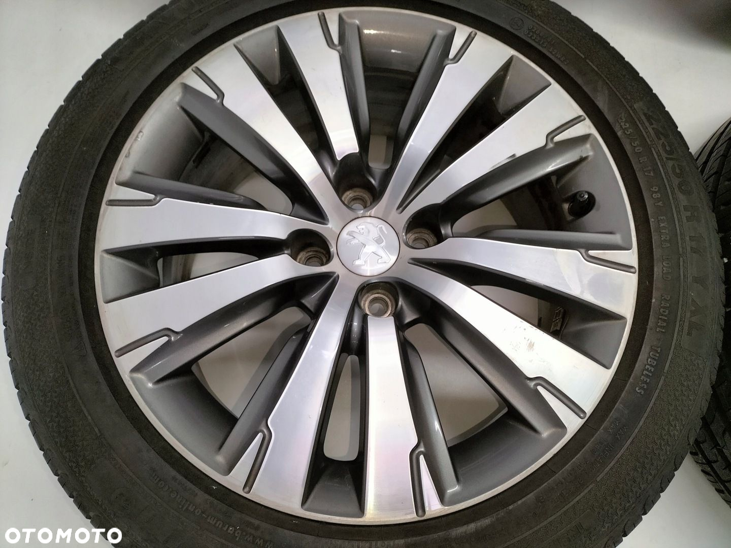Koła felgi aluminiowe PEUGEOT 308 2008 3008 PARTNER 7,5jx17" - 4