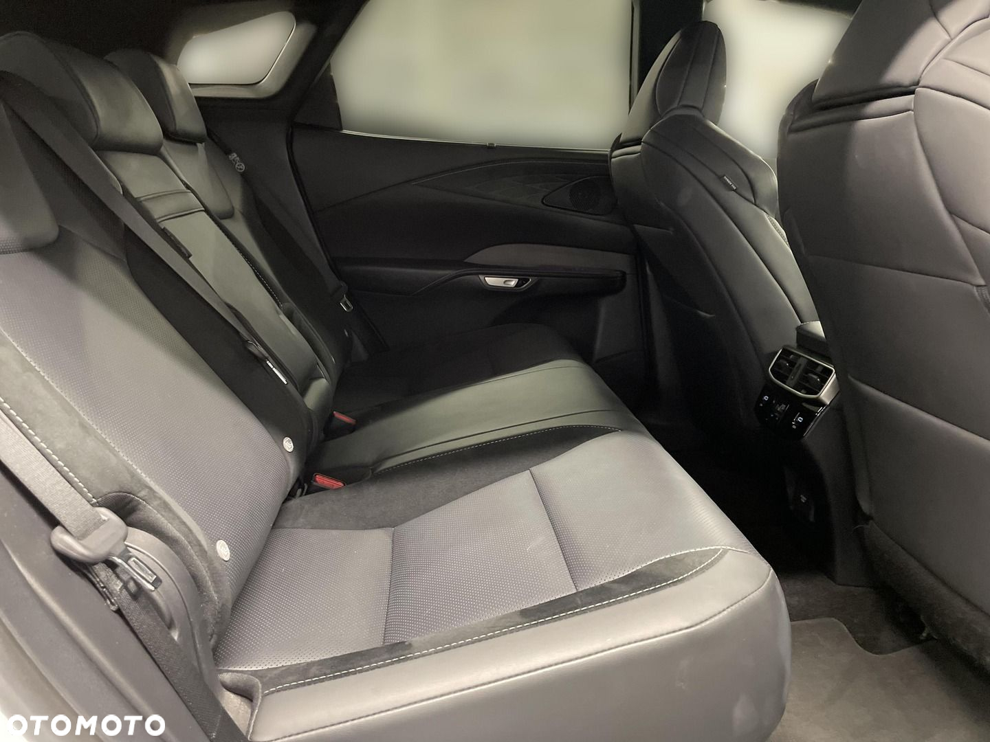 Lexus RX - 17
