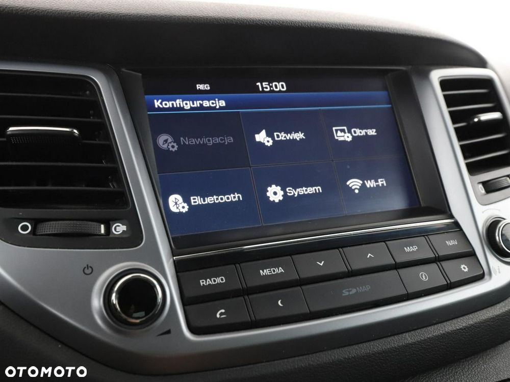 Hyundai Tucson 2.0 CRDI BlueDrive Style 2WD - 24