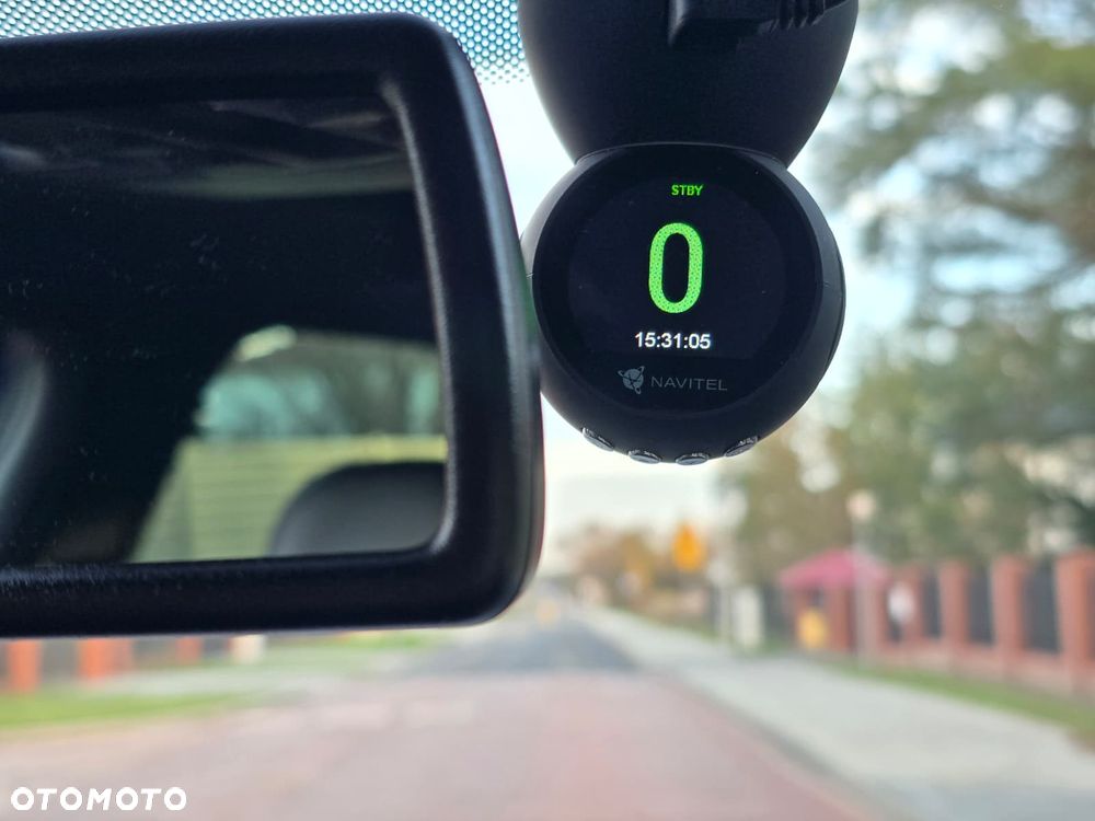 Volkswagen Golf - 37