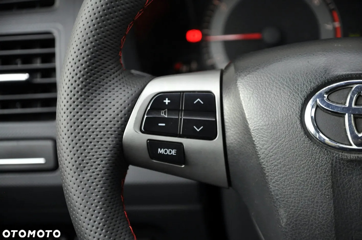 Toyota Auris - 14