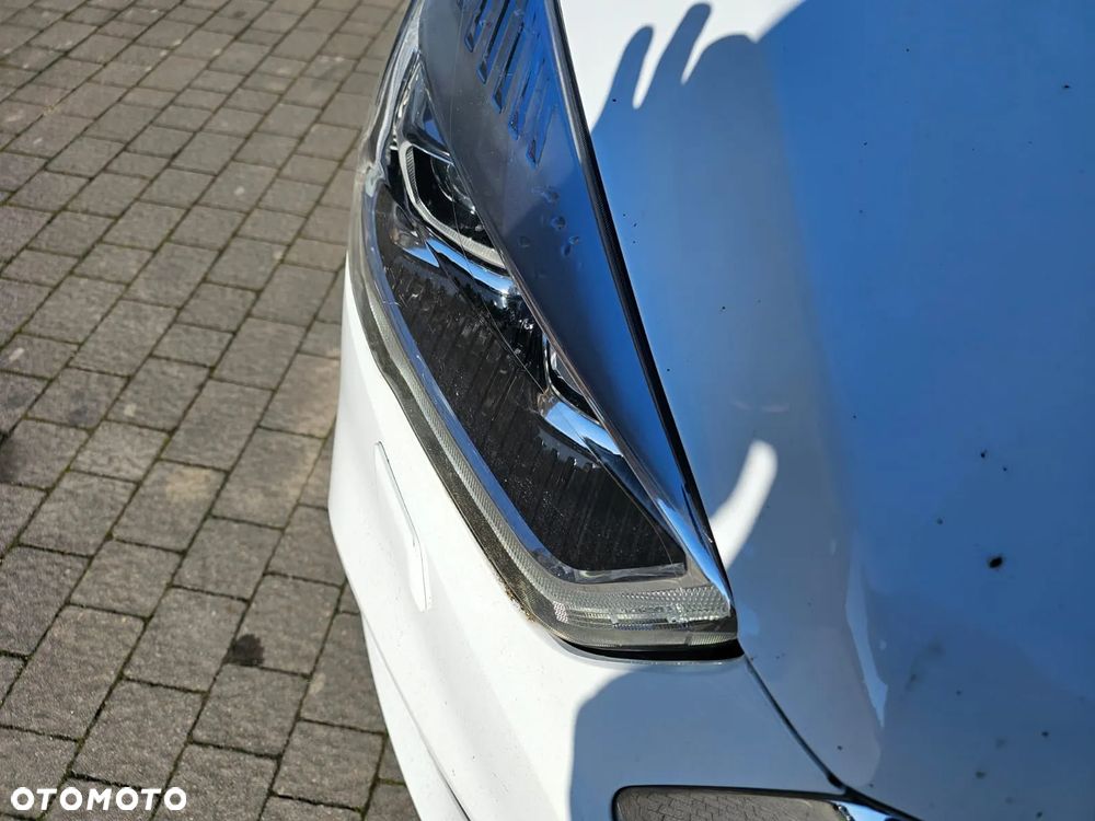 Ford Kuga 1.5 EcoBoost 2x4 Titanium - 8