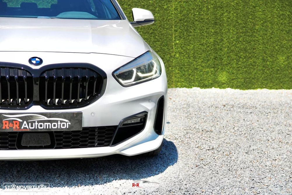 BMW 118 i Pack Desportivo M Auto - 9