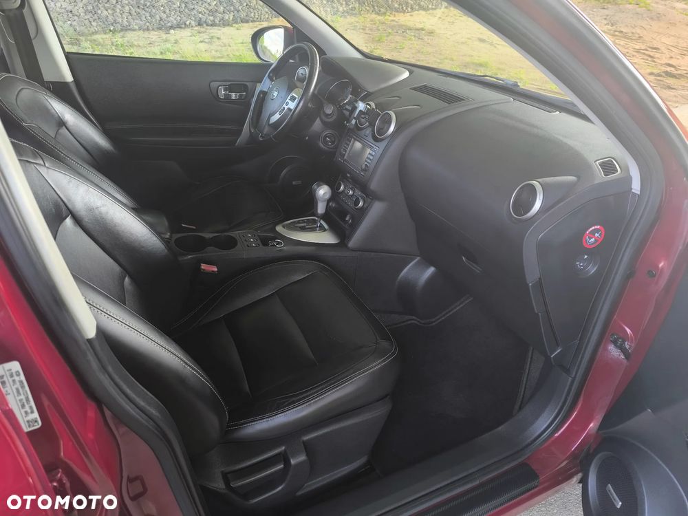 Nissan Qashqai 2.0 Tekna CVT - 11
