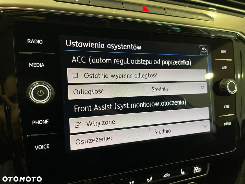 Volkswagen Passat - 21