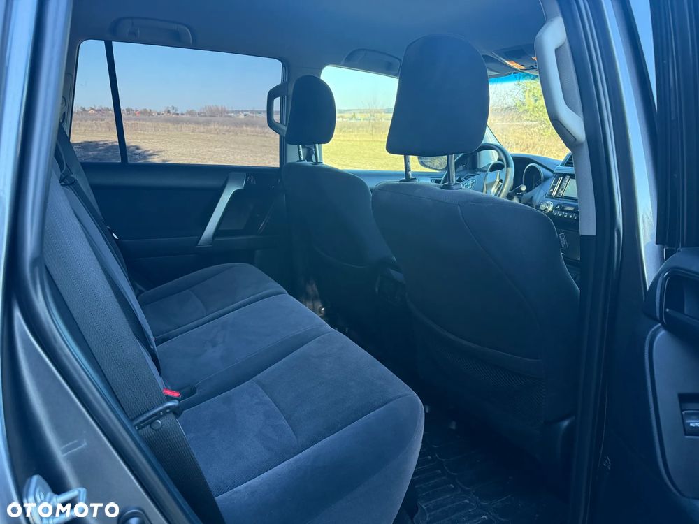 Toyota Land Cruiser 2.8 D-4D - 12