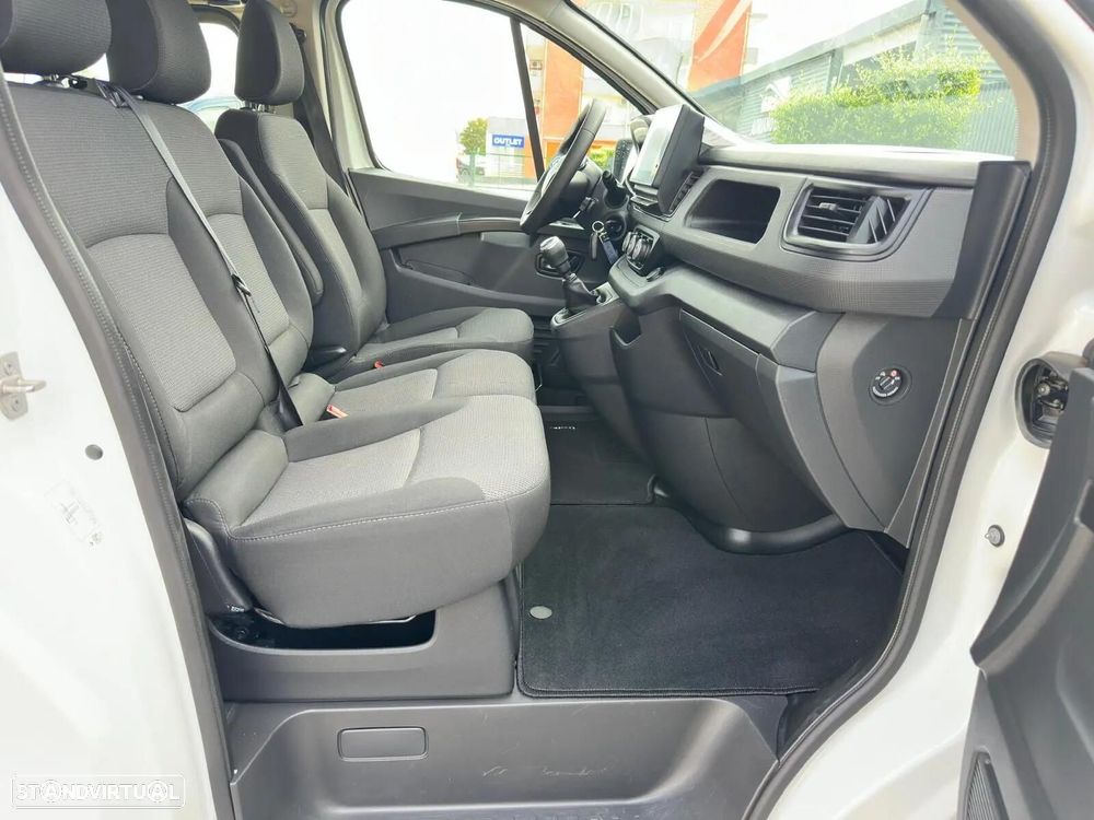 Renault Trafic - 10