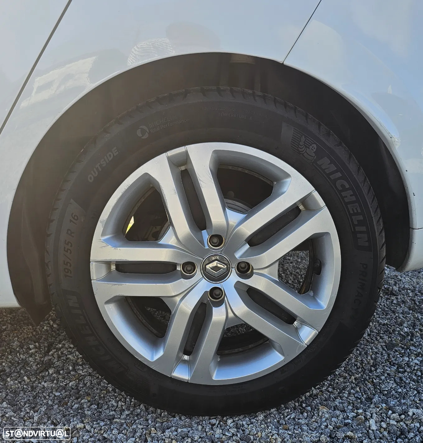 Renault Clio 0.9 TCe Limited - 21