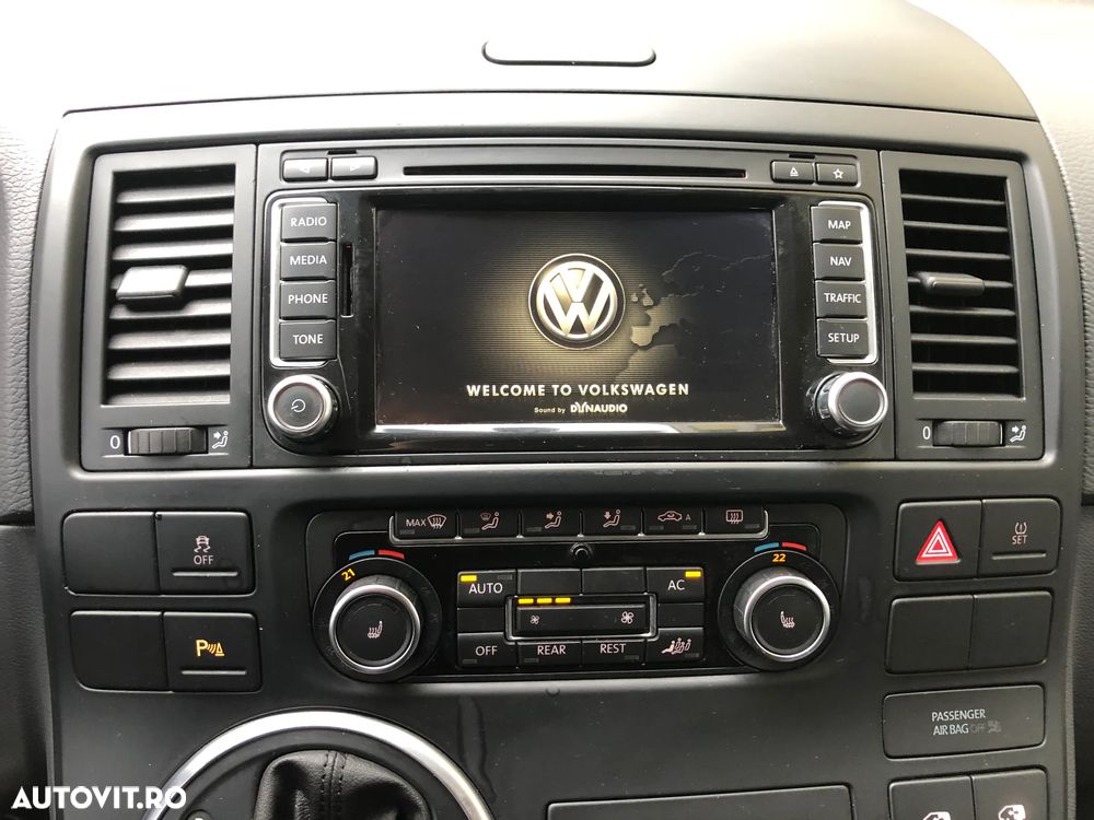 Volkswagen Multivan - 18