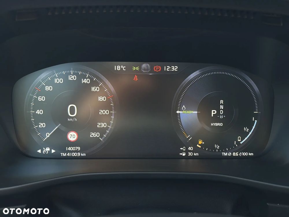 Volvo XC 40 - 26