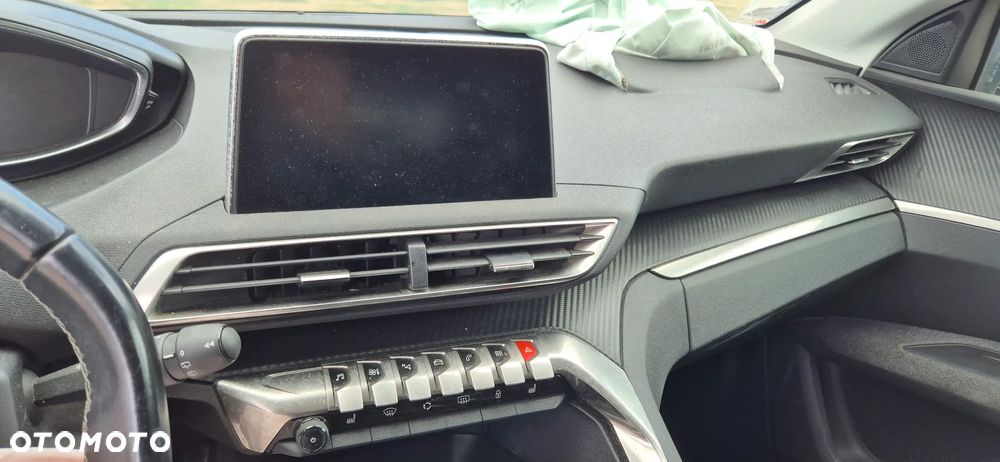 Peugeot 5008 1.2 PureTech Allure S&S EAT8 - 37