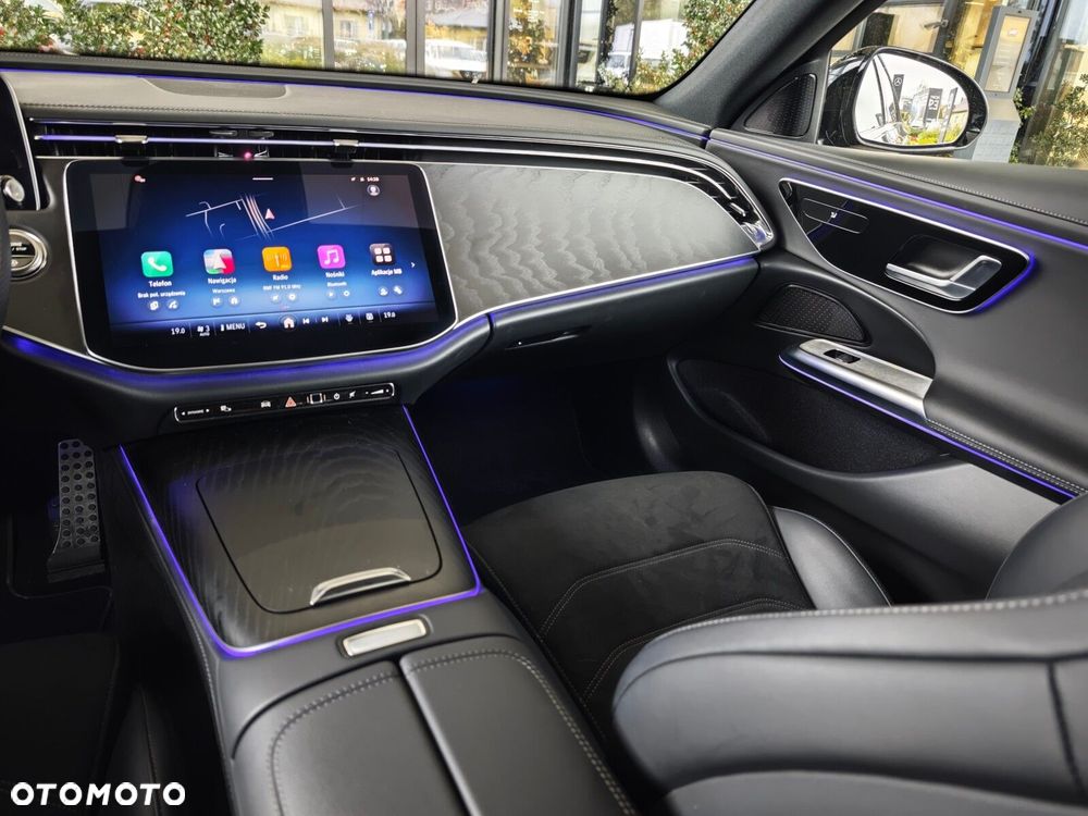 Mercedes-Benz Klasa E 220 d mHEV 4-Matic AMG 9G-Tronic - 18