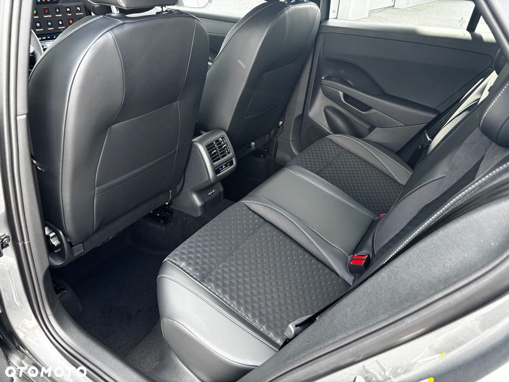 Volkswagen T-Roc 1.5 eTSI R-Line DSG - 15