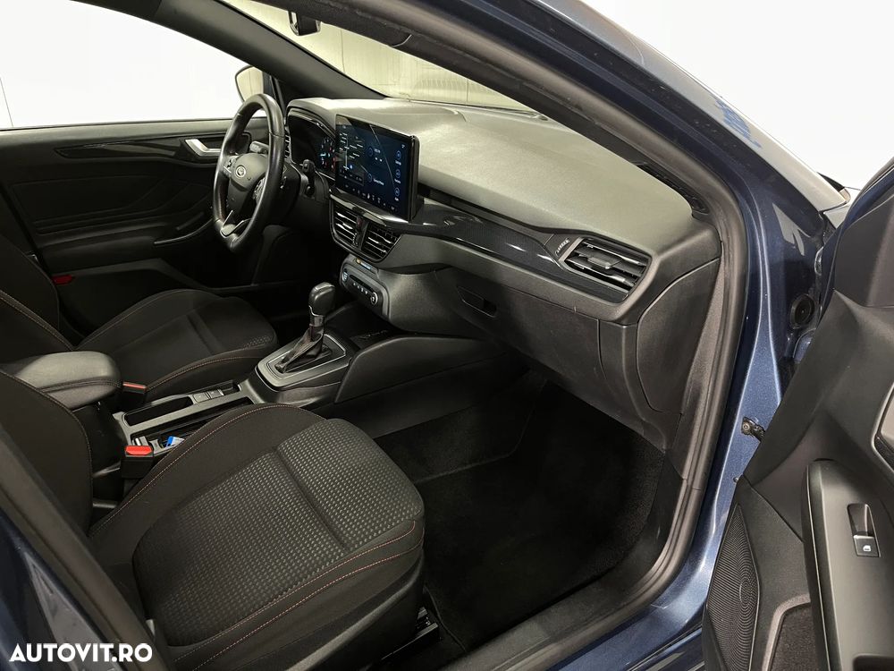 Ford Focus 1.0 EcoBoost Hybrid Aut. ST-LINE - 9