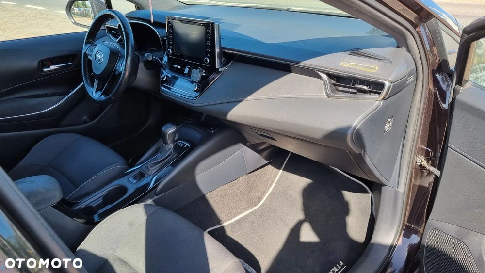 Toyota Corolla 1.8 Hybrid Comfort - 21