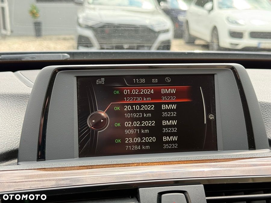 BMW 3GT 320i xDrive Sport-Aut Sport Line - 27