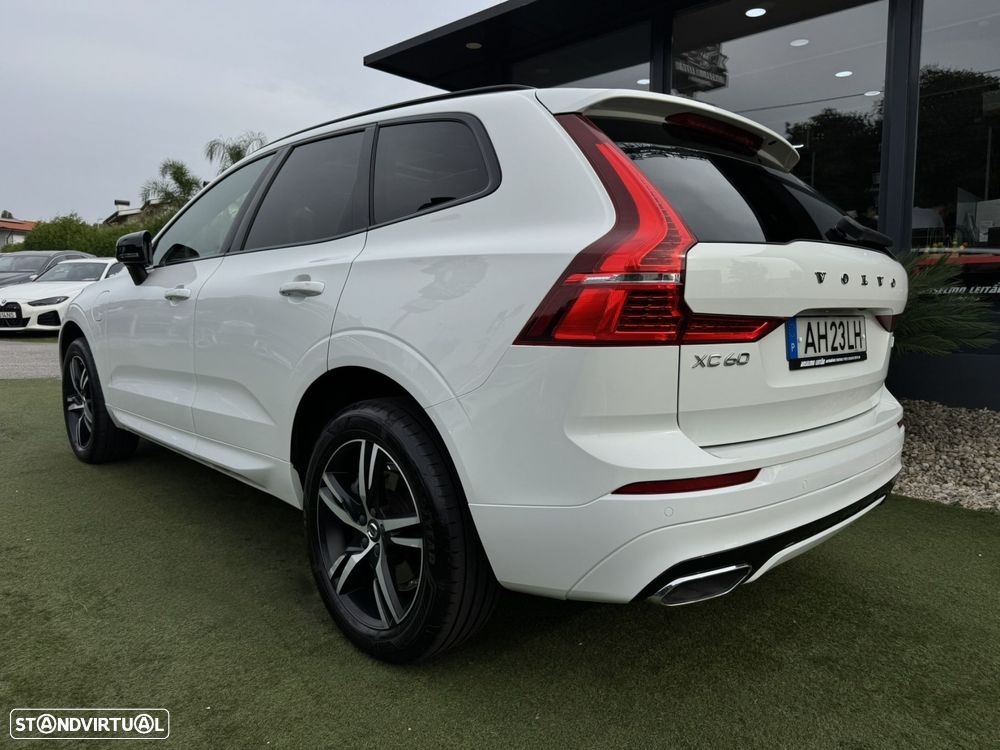 Volvo XC 60 2.0 T6 PHEV R-Design AWD - 16