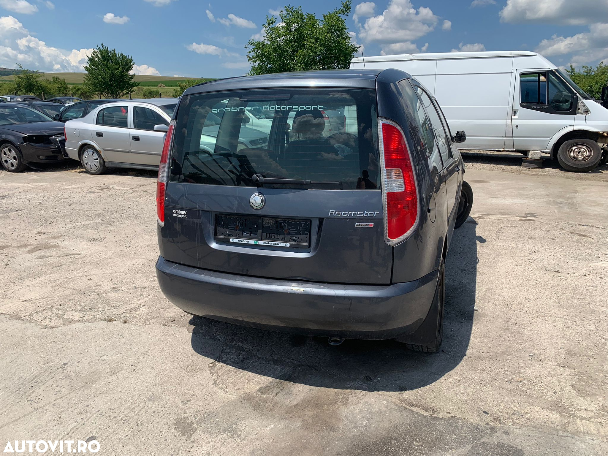Dezmembrez piese Skoda Roomster - 3