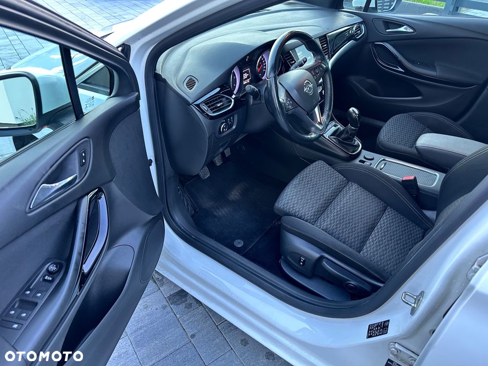 Opel Astra 1.6 D Start/Stop Dynamic - 7