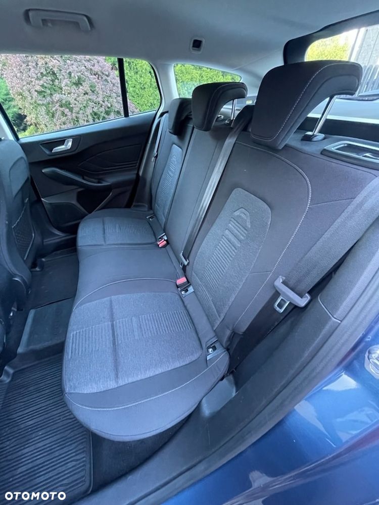Ford Focus - 2