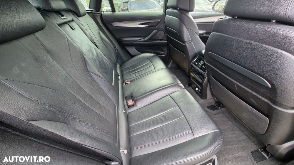 BMW X6 xDrive40d - 11