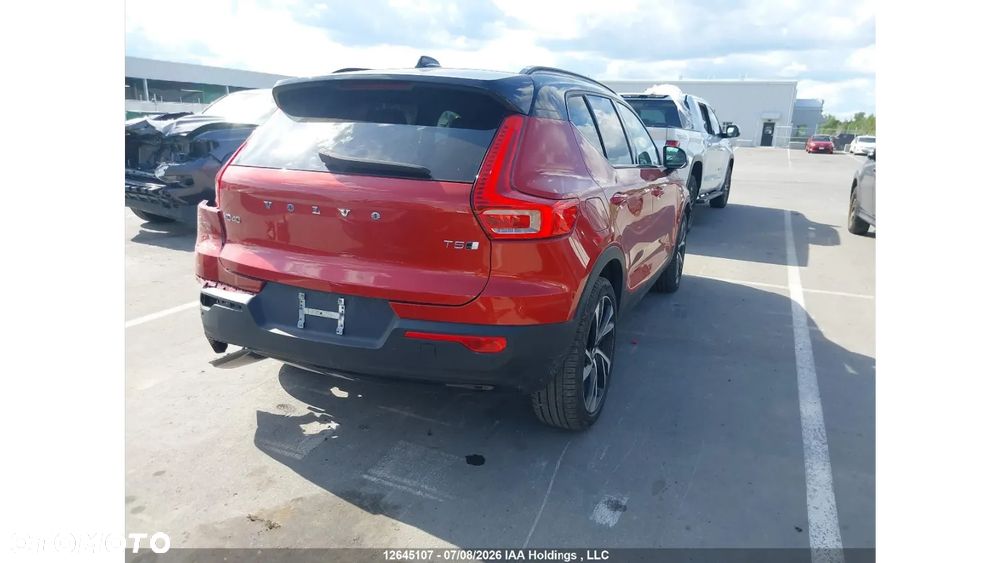 Volvo XC 40 T5 AWD R-Design - 4