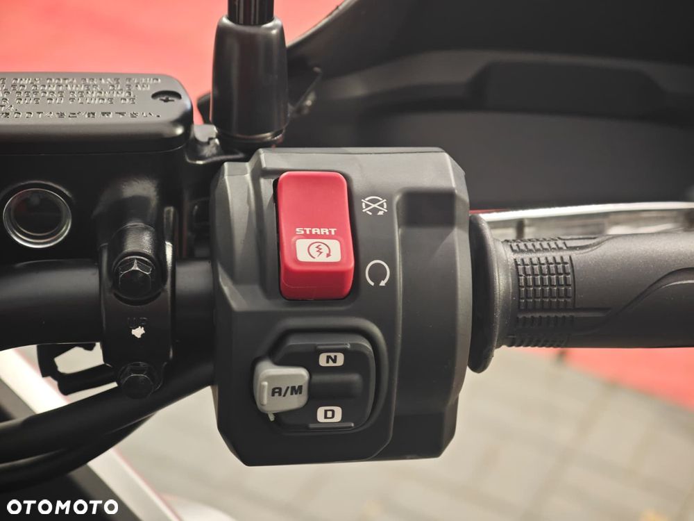 Honda NC - 9