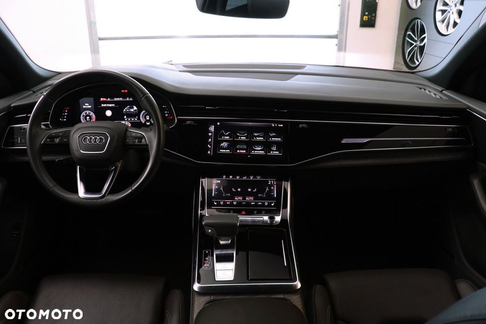 Audi Q8 - 21