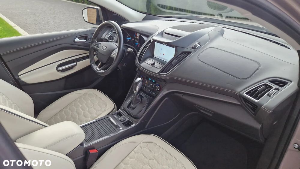 Ford Kuga 1.5 EcoBoost 4x4 Vignale - 13
