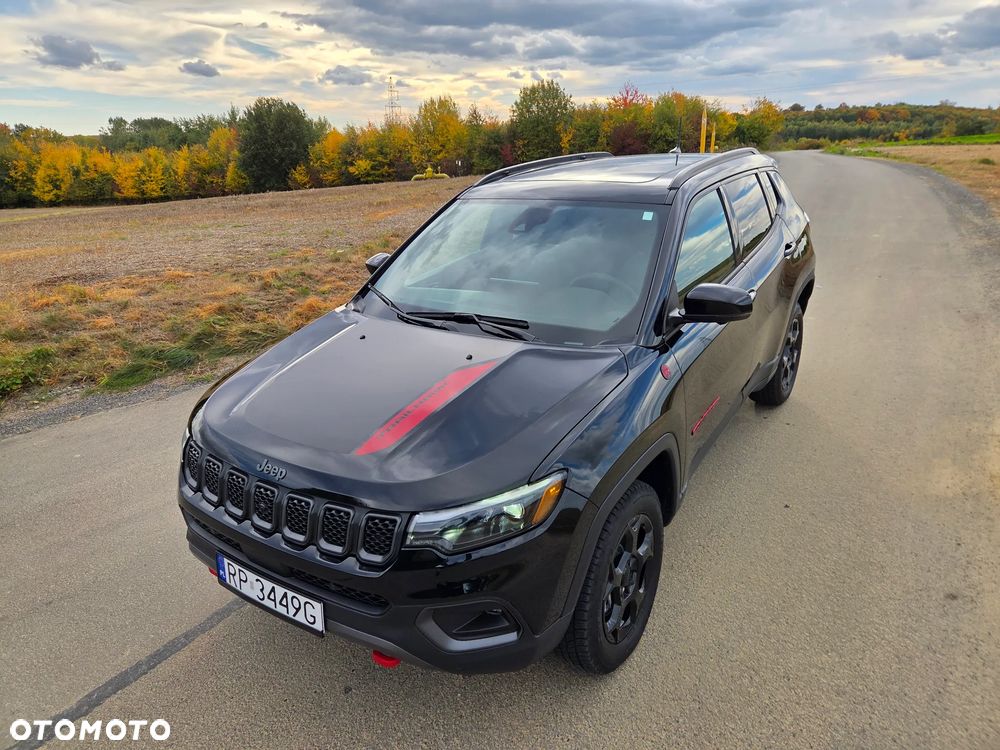 Jeep Compass - 30