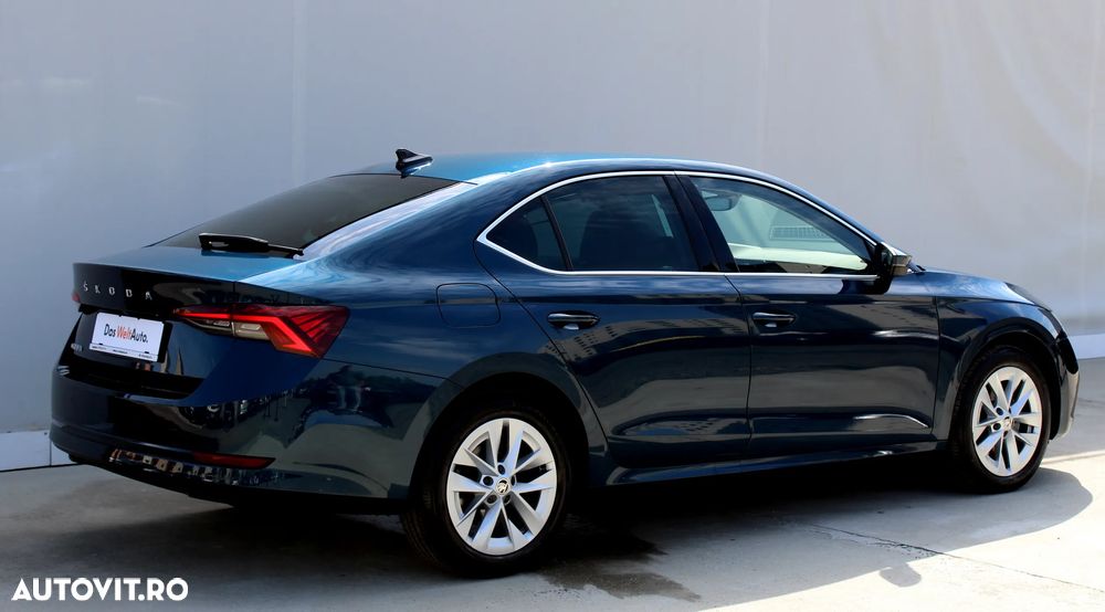 Skoda Octavia 2.0 TDI STYLE DSG - 19