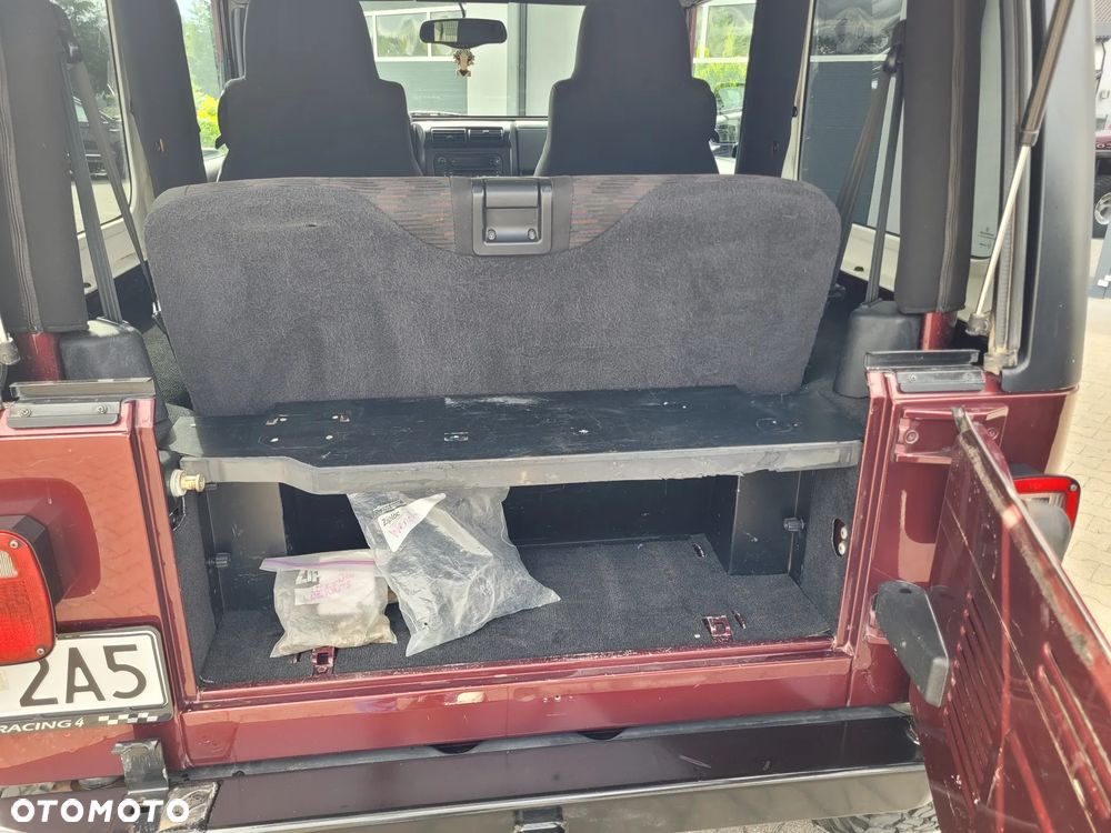 Jeep Wrangler - 18