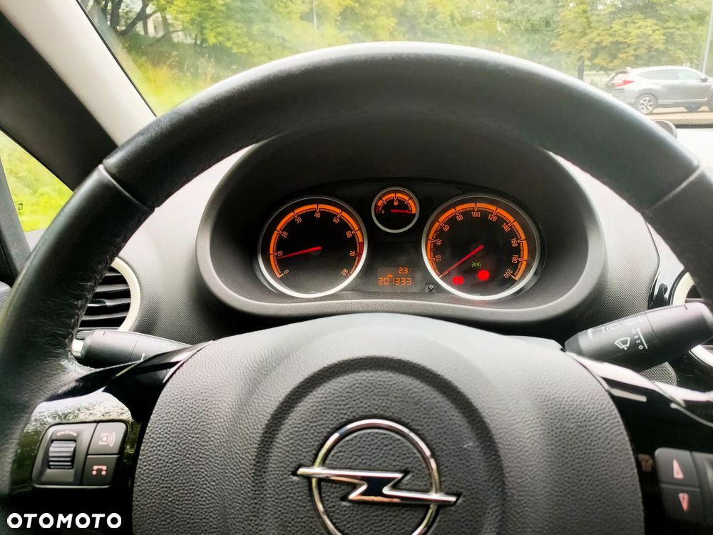 Opel Corsa - 13