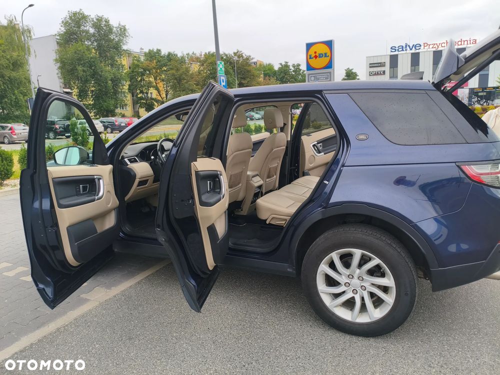 Land Rover Discovery Sport - 16